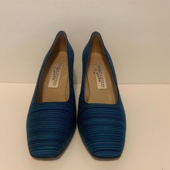 Valarie Stevens blue strip pumps - Picture 4 of 4